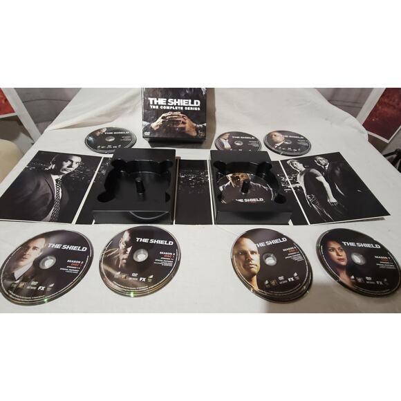The Shield Complete Series DVDs - Picture 2 of 6